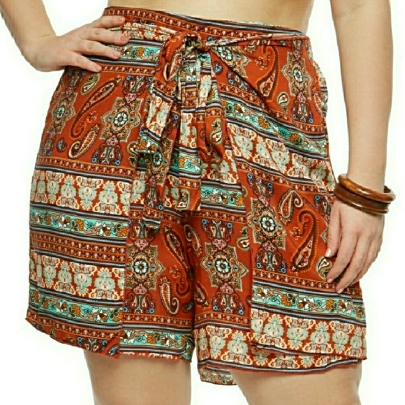 Pants - Plus size wrap shorts